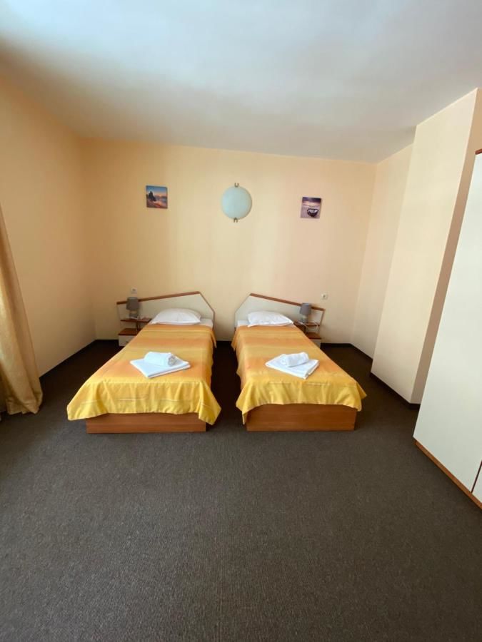 Гостевой дом Family House Cherry Несебр-21