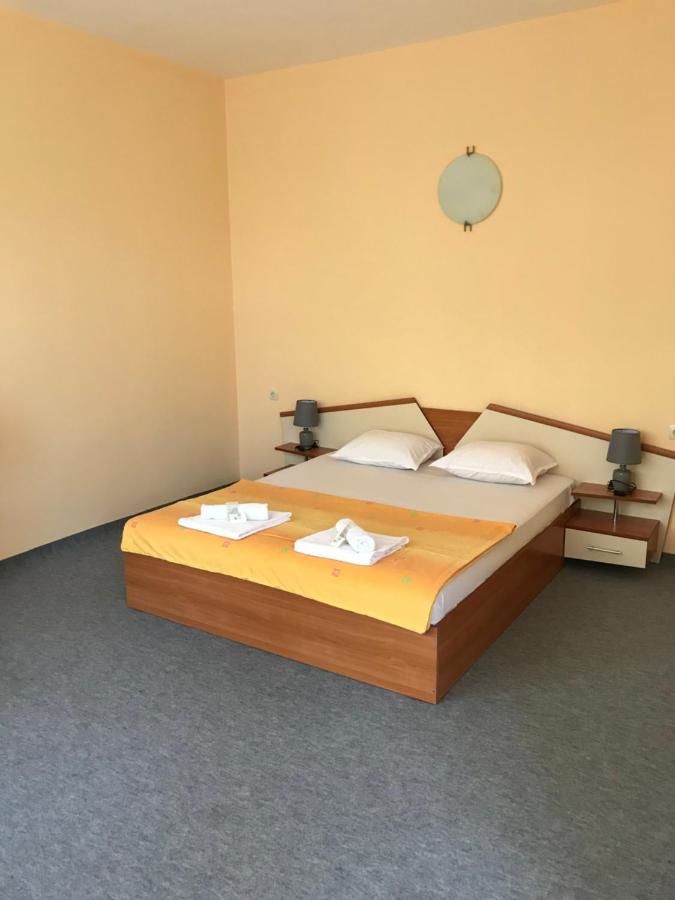 Гостевой дом Family House Cherry Несебр-31
