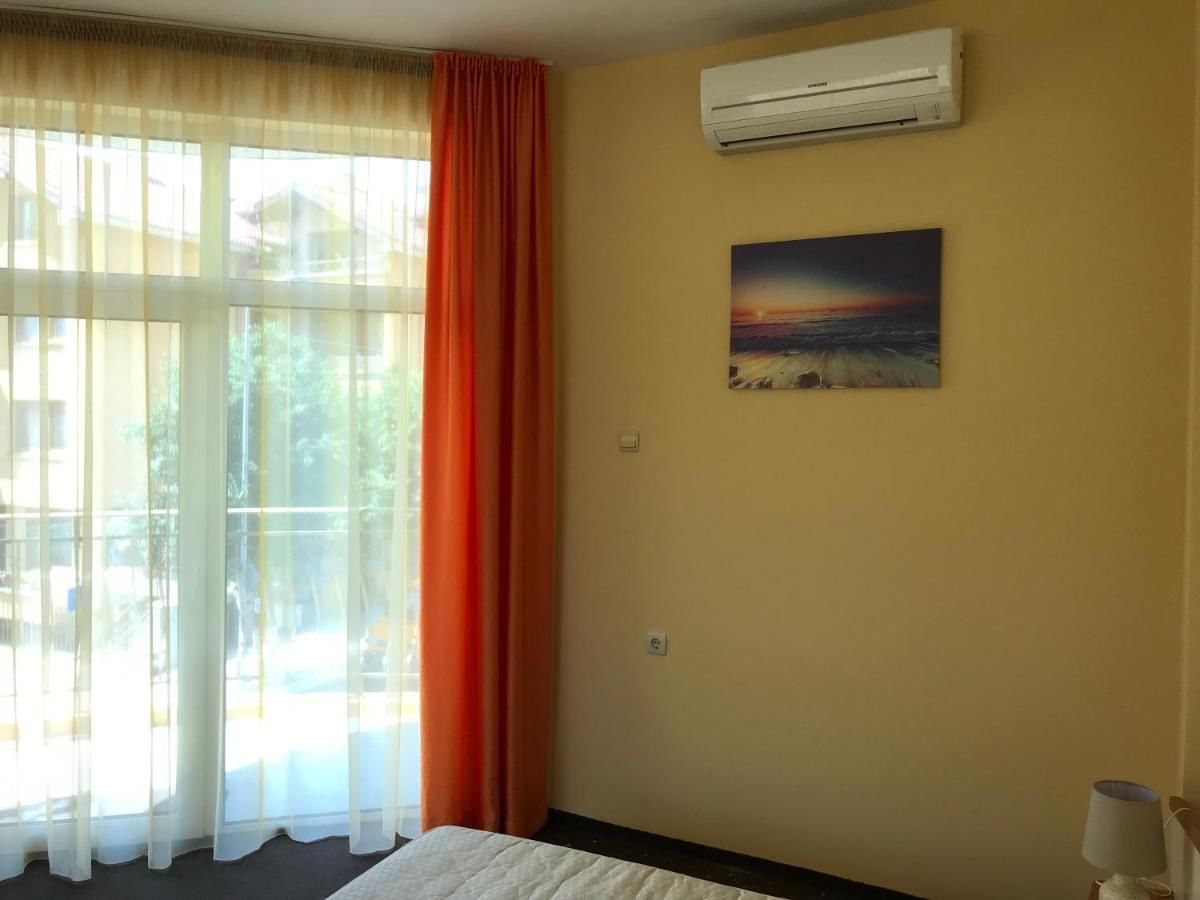 Гостевой дом Family House Cherry Несебр-46